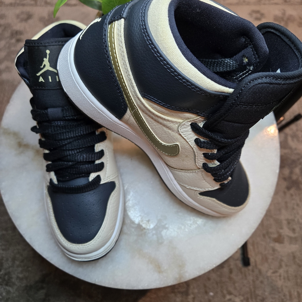 Jordan Kids Sneakers - Black and Gold Accents